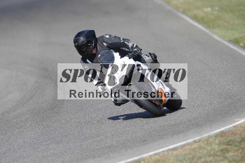 /35 07.08.2026  Discover the Bike ADR/Race 3 rot/282